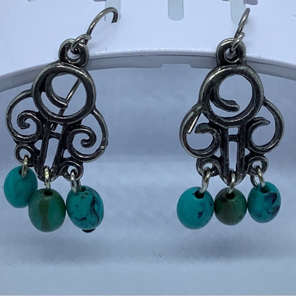 Dangle Style Earrings - Picture 5 of 6
